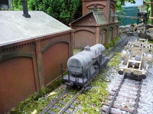 lok-03-06-09-011 Kesselwagen und aktueller Stand der 18 201